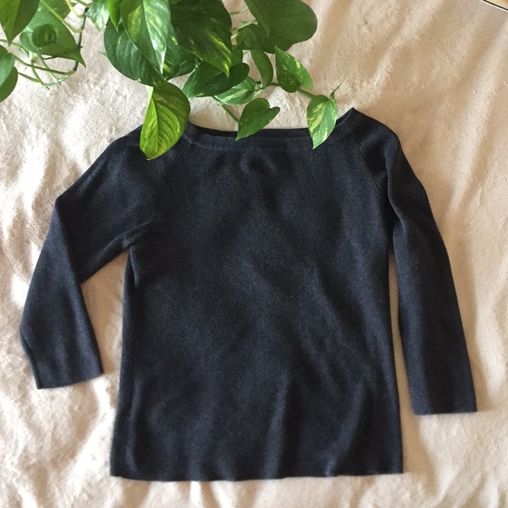 Grey sweater